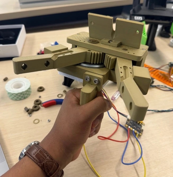 Two-finger tactile gripper prototype